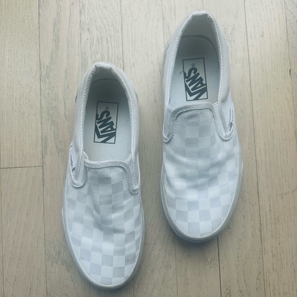Vans Classic Checkerboard Slip On Shoe, True White - Picture 2 of 8